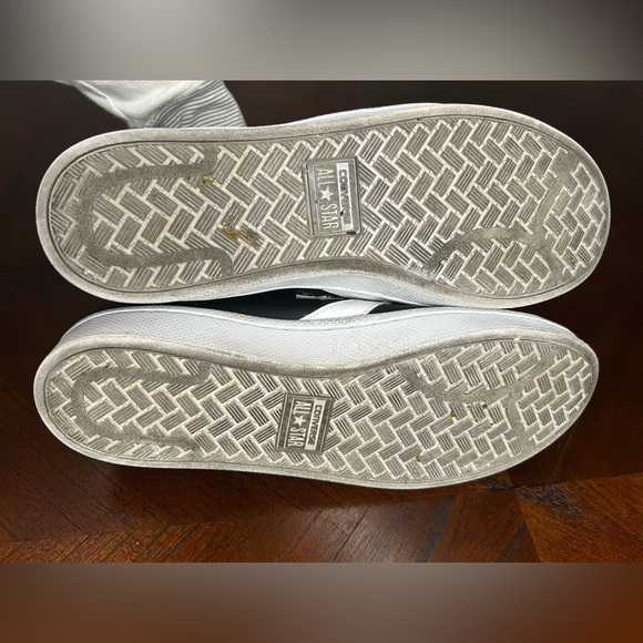 Converse Black and White Men's Sneakers size 12 - Picture 7 of 7